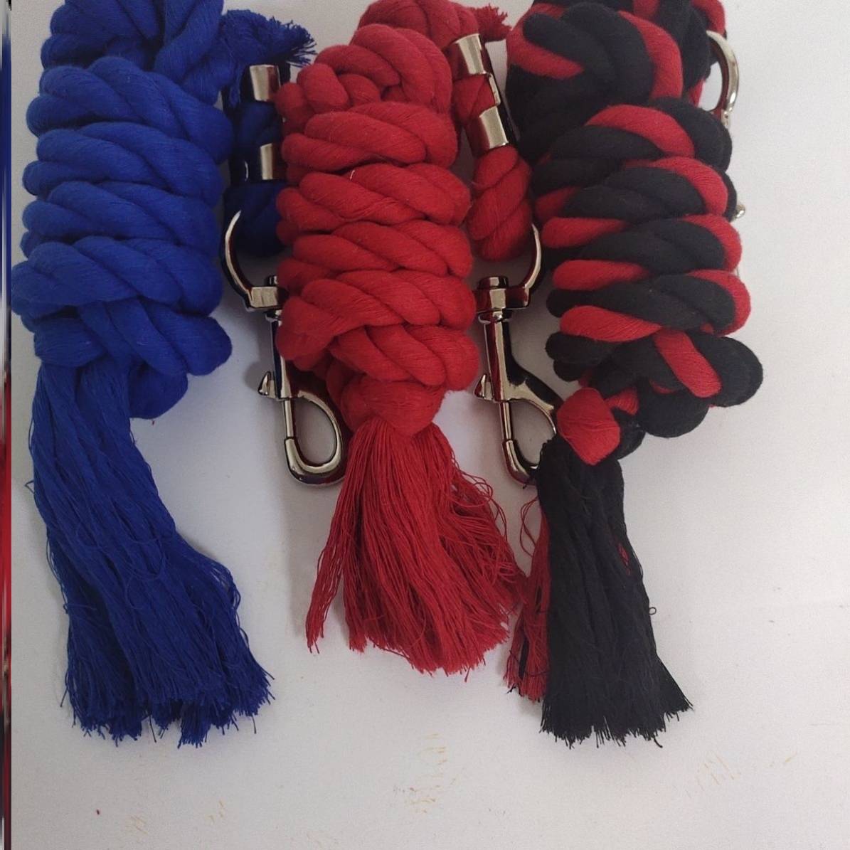 D82 - Twirl 2 m (note colours in the list below) S-code (under shoulder height of 1 m)